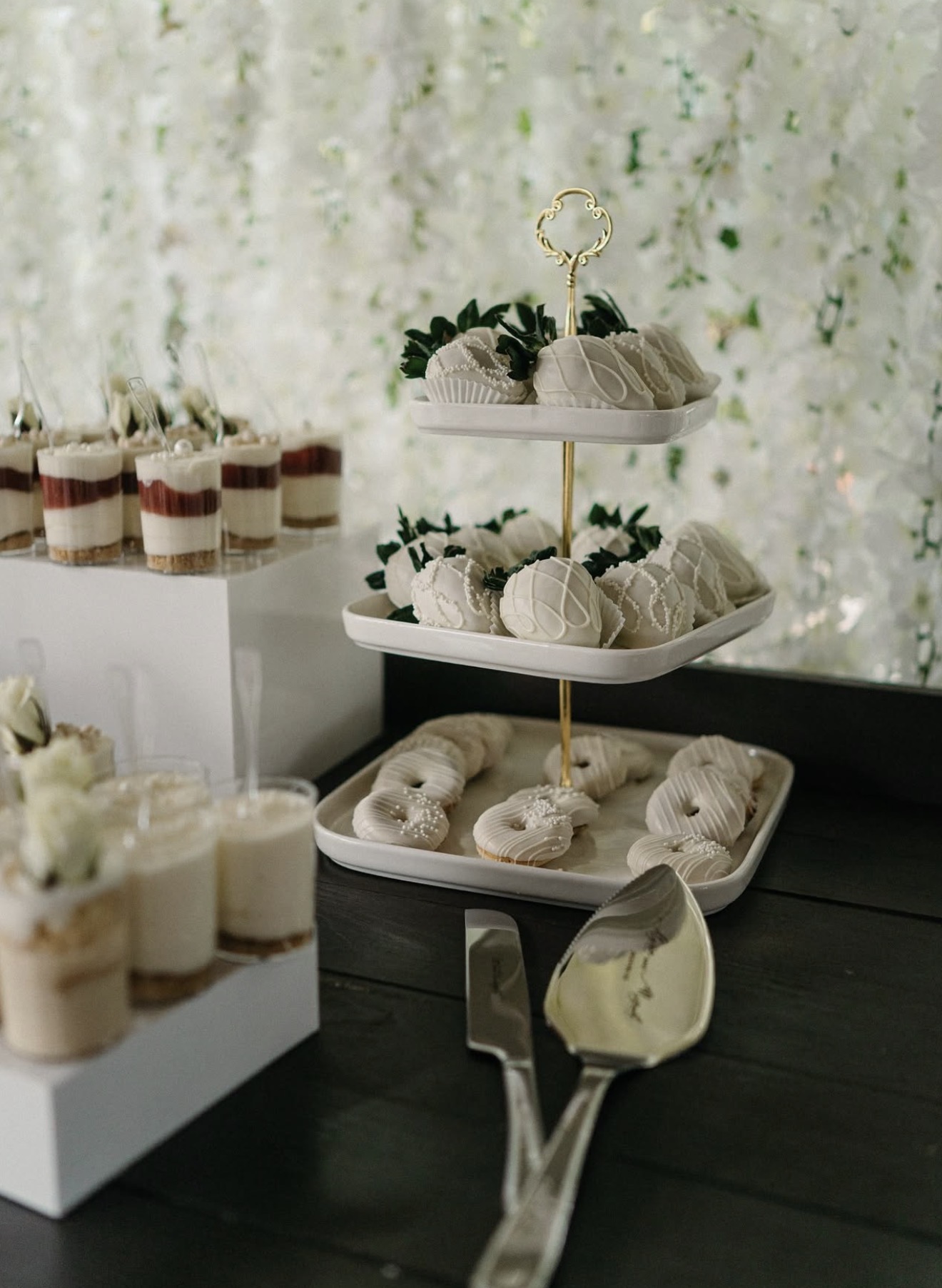 Wedding cake by Shaddai