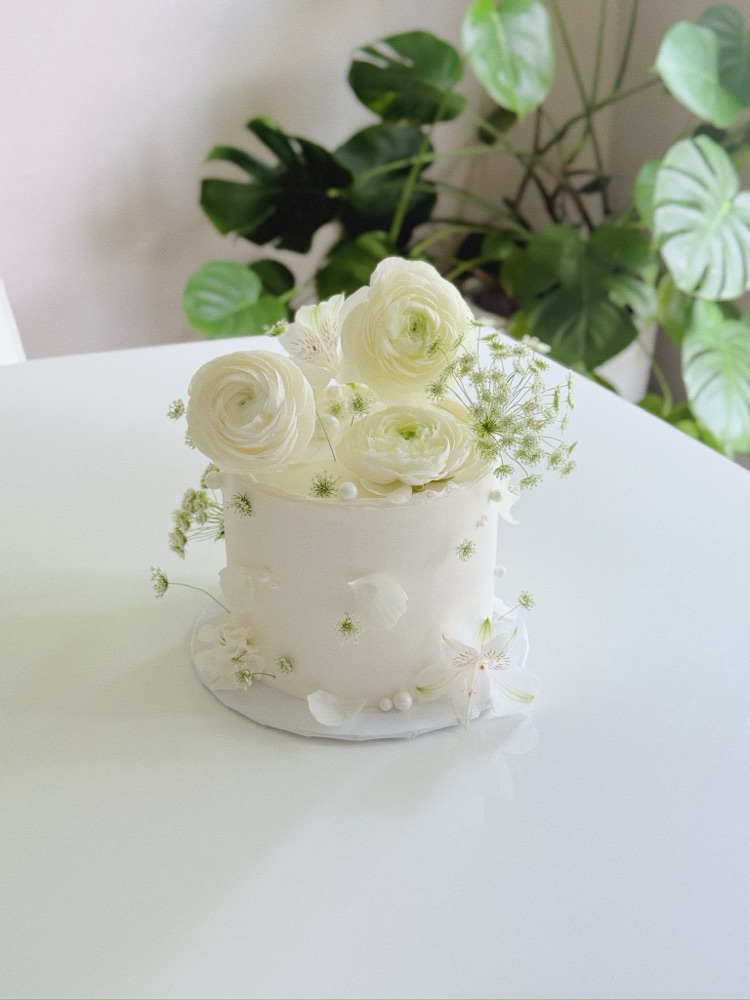Wedding event cake by Shaddai